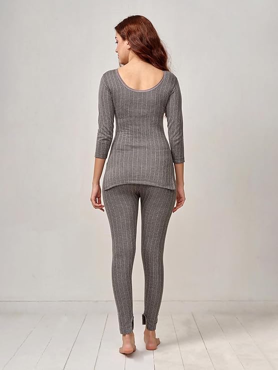 Lux Inferno Ladies's 3/4 Sleeve Long Thermal Set