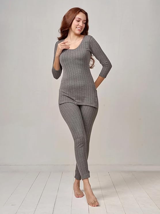 Lux Inferno Ladies's 3/4 Sleeve Long Thermal Set